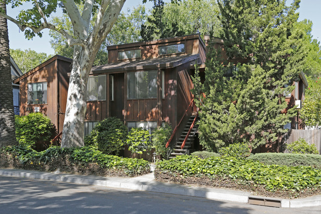 616 25th Street in Sacramento, CA - Building Photo - Building Photo