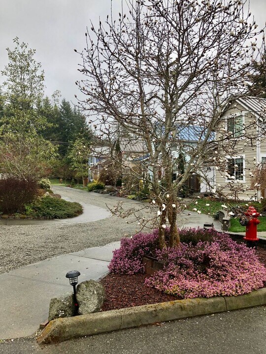 1510 NE Mesford Rd in Poulsbo, WA - Building Photo