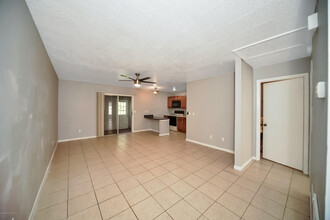 1914 Agora Cir SE-Unit -104 in Palm Bay, FL - Building Photo - Building Photo