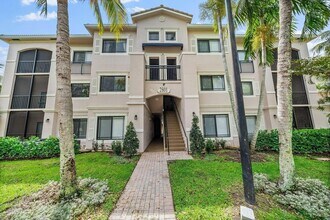 2809 Amalei Dr, Unit 203 in Palm Beach Gardens, FL - Building Photo - Building Photo