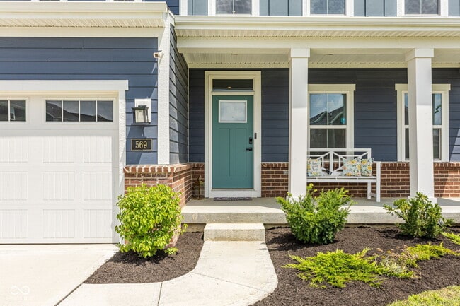 569 Wilsons Farm Dr in Fortville, IN - Building Photo - Building Photo