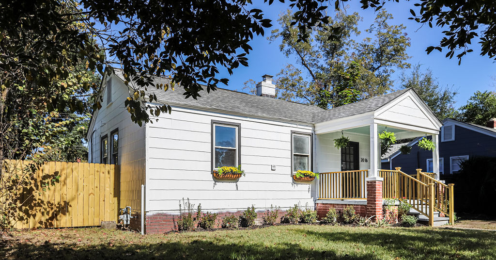 2016 Hawthorne St in Savannah, GA - Building Photo