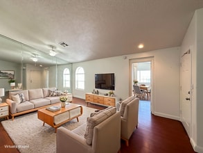 1800 S Edmond St in Las Vegas, NV - Building Photo - Building Photo