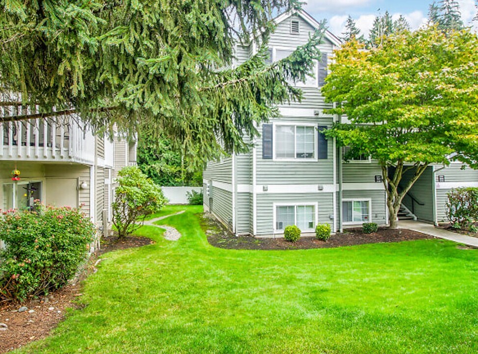 Pacific Heights in Federal Way, WA - Foto de edificio