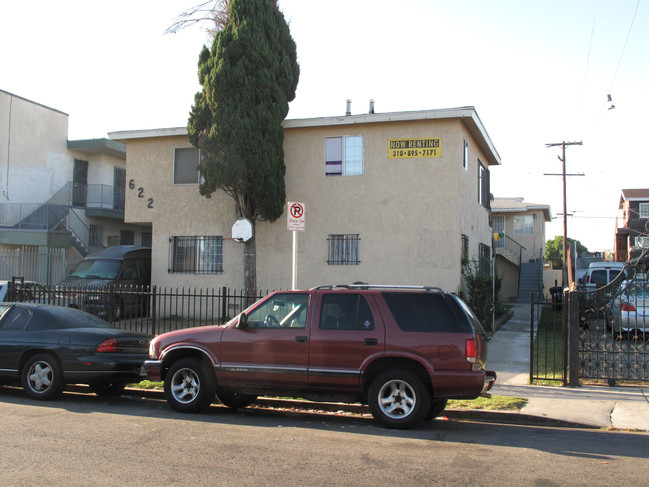 622 W 75th St in Los Angeles, CA - Building Photo - Building Photo