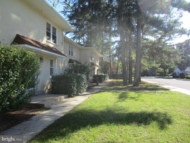 property at 809 Logan St