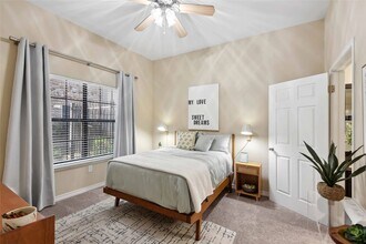 6607 Brodie Ln in Austin, TX - Building Photo - Building Photo