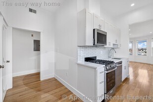 406 Columbia St, Unit #3 in Cambridge, MA - Building Photo