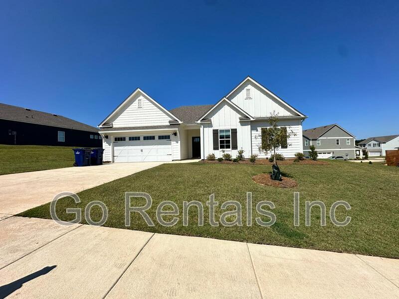 3045 Specklebelly Wy in Alabaster, AL - Building Photo