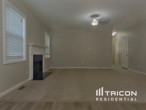 3745 Dove Creek Cir SW in Lawrenceville, GA - Building Photo - Building Photo