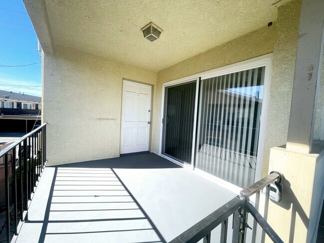 419 N Tustin Ave in Anaheim, CA - Building Photo - Building Photo