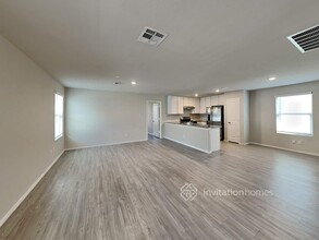 4155 Southton Tarn in San Antonio, TX - Building Photo - Building Photo