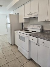 4836 Flora Ave in Holiday, FL - Building Photo - Building Photo
