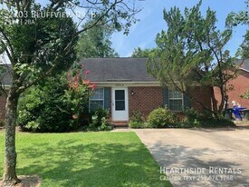 2703 Bluff View Dr in Greenville, NC - Building Photo