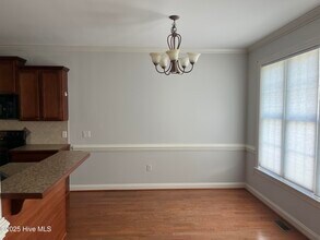 333 Daisy Ln in Winterville, NC - Building Photo - Building Photo