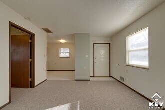 Northgate Manor in McPherson, KS - Foto de edificio - Building Photo