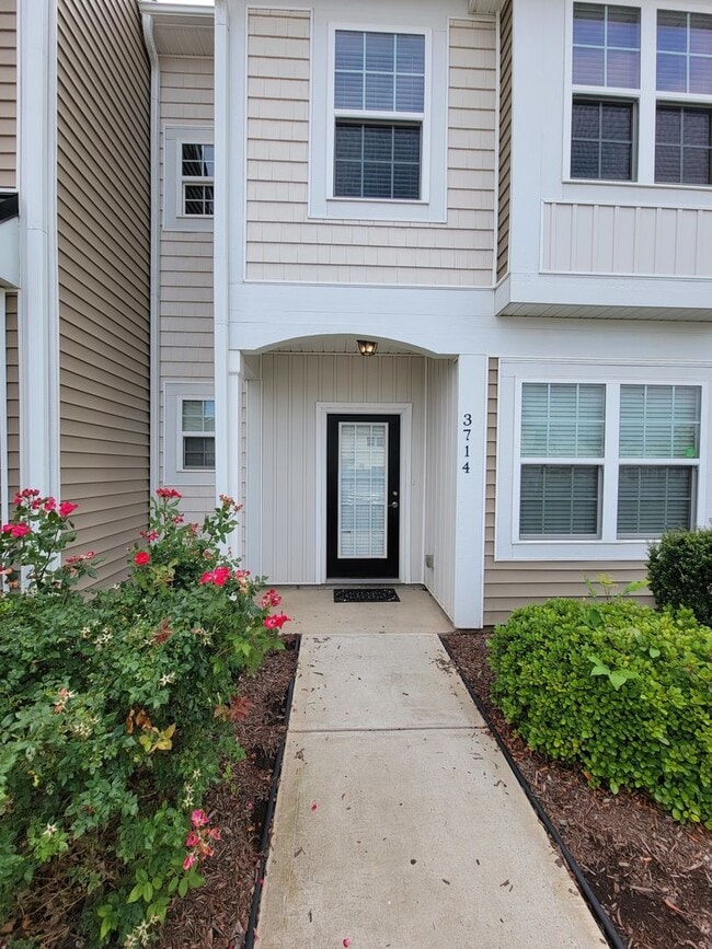 property at 3714 Aldeburgh Rd SW