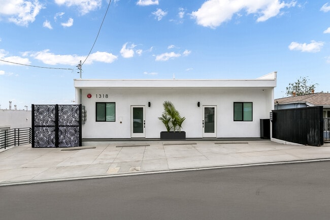 1320 Gertrude St, Unit 2