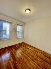 1637 Commonwealth Ave, Unit 2 in Boston, MA - Building Photo - Building Photo