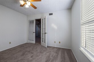 3506 Speedway, Unit 305 in Austin, TX - Building Photo - Building Photo