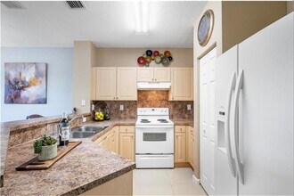 8206 Santa Monica Ave in Tamarac, FL - Building Photo - Building Photo