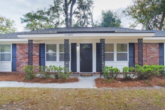 11304 Largo Dr in Savannah, GA - Building Photo - Building Photo
