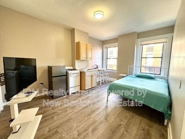 property at 5 Union Ave