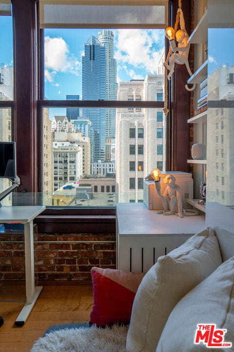 460 S Spring St in Los Angeles, CA - Building Photo - Building Photo