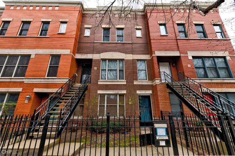 1441 W Fillmore St in Chicago, IL - Building Photo