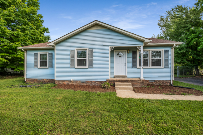 property at 2432 Laredo Ct