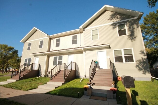 property at 109 N 10th St