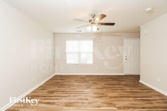 7433 Hidden Creek Dr in Charlotte, NC - Building Photo - Building Photo