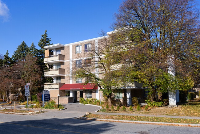 Cassandra Terrace in Toronto, ON - Building Photo - Building Photo