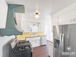 6656 Cleo St in San Diego, CA - Building Photo - Building Photo