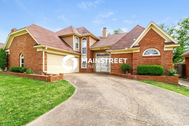 property at 6753 Devenshire Ln