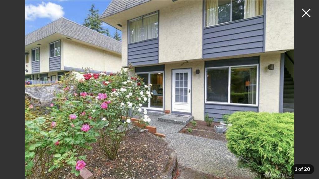 6113 204th St SW in Lynnwood, WA - Building Photo