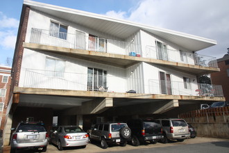 Lambeth Lofts in Charlottesville, VA - Building Photo - Building Photo