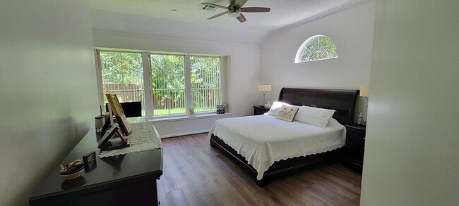 property at 3402 Plymouth Pointe Ln