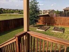 2960 Nicholas Cove in New Braunfels, TX - Building Photo - Building Photo