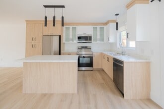 102 Simone Gallant Cres in Shediac, NB - Building Photo - Building Photo
