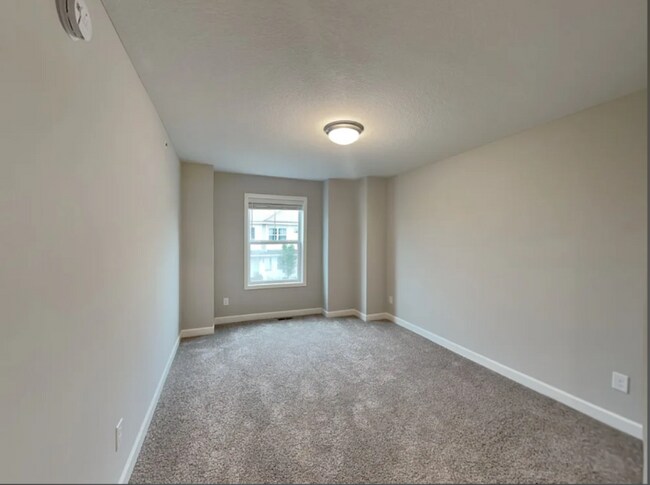 1246 142nd St E in Rosemount, MN - Building Photo - Building Photo