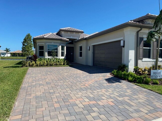 7765 Wildflower Shores Dr in Delray Beach, FL - Building Photo - Building Photo