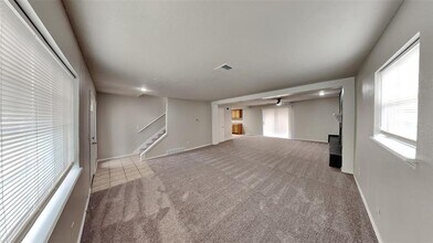 3041 SW 64th Terrace in Oklahoma City, OK - Building Photo - Building Photo