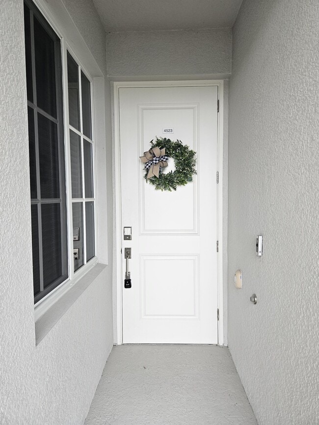 property at 5749 Double Eagle Cir