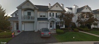 202 Red Maple Ct in Warminster, PA - Building Photo