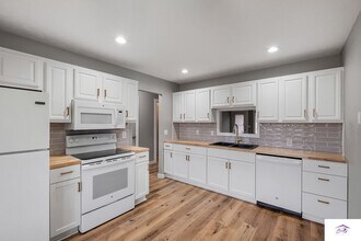 20205 Veterans Dr in Omaha, NE - Building Photo - Building Photo