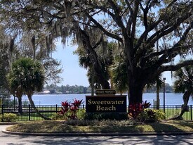 305 Sweetwater Creek Dr W in Longwood, FL - Building Photo