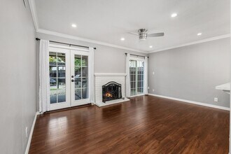 5640 Campanile Way in San Diego, CA - Building Photo - Building Photo