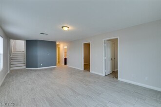 9468 Brewing Cloud Ave in Las Vegas, NV - Building Photo - Building Photo