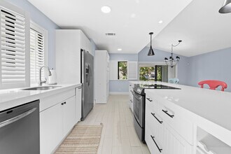 3937 Arelia Dr N in Delray Beach, FL - Foto de edificio - Building Photo